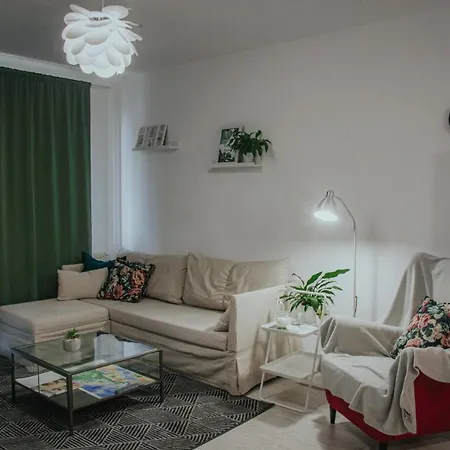 Apartment 28